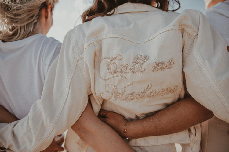 Veste en jean broderie perlée Call me Madame