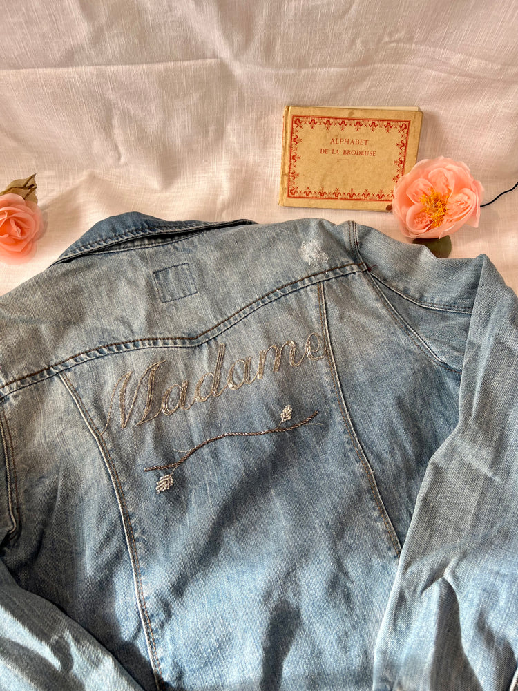 Veste en jean broderie perlée personnalisable