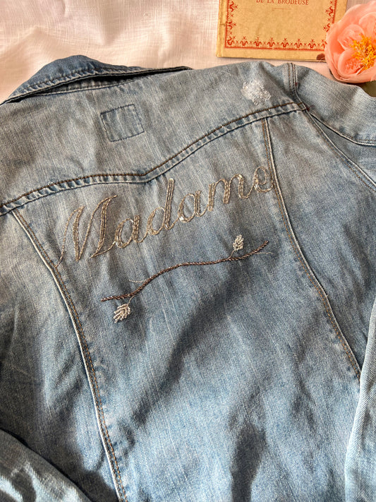 Veste en jean broderie perlée personnalisable