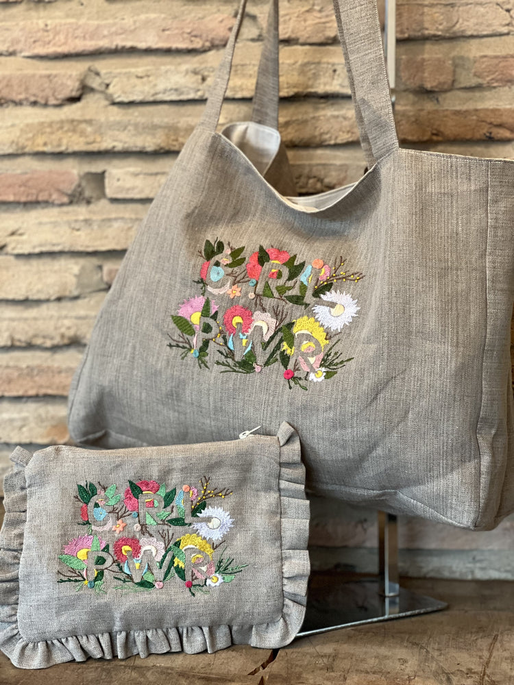 Cabas en lin brodé
