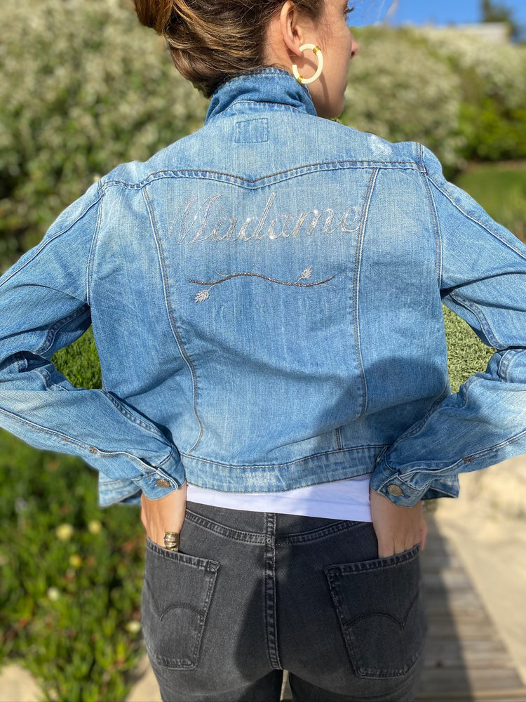 Veste en jean broderie perlée personnalisable