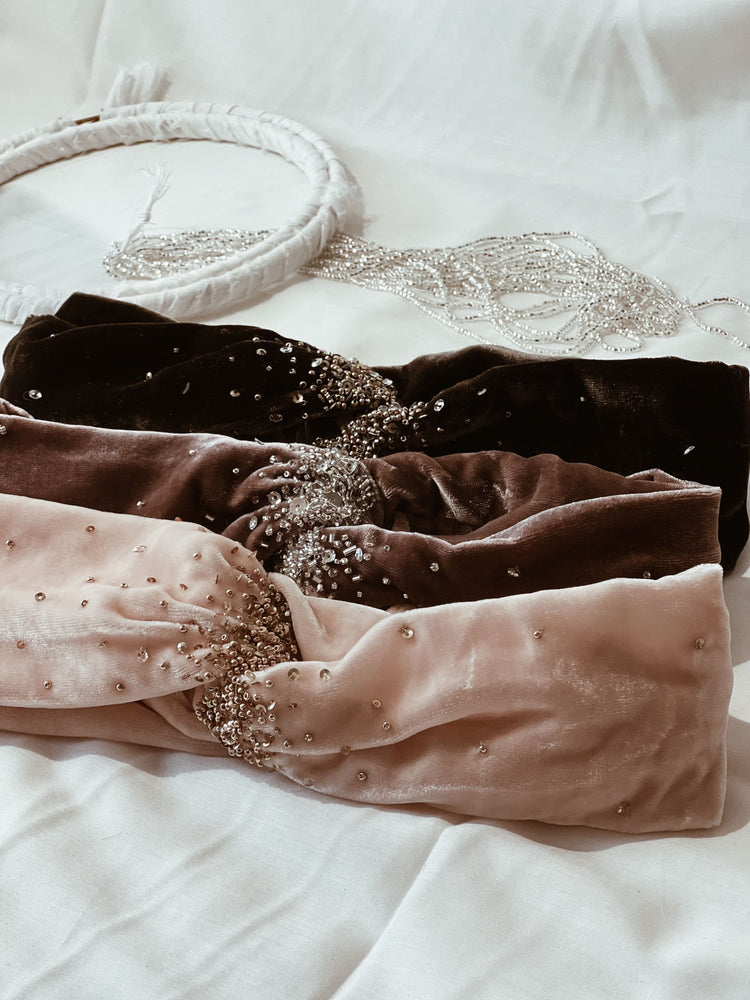 Headband en velours brodé